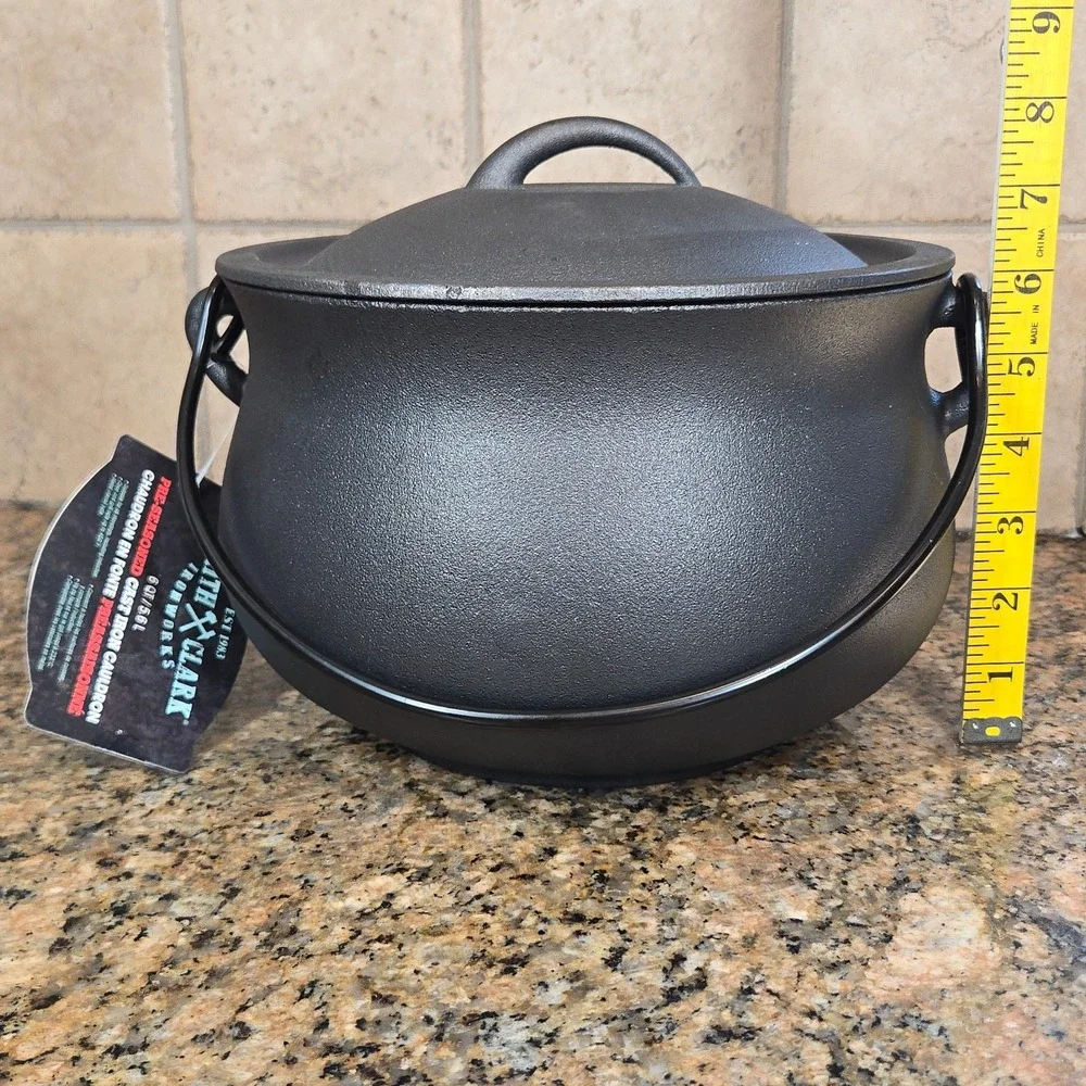 Smith and Clark Cast Iron Cauldron 6 QT BLACK 2026 Halloween Pre Seasoned